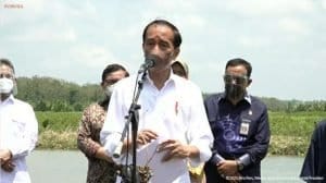 Jokowi: Jalan Lingkar Brebes-Tegal untuk Memperlancar Mudik