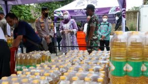 Pemkab Purwakarta Siapkan 7.000 Liter Minyak Goreng Rp18.000￼