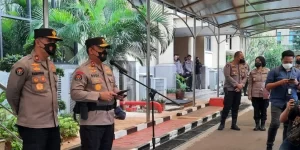 Kapolri Jenderal Listyo Sigit Terima Kenaikan Pangkat 15 Pati Polri￼