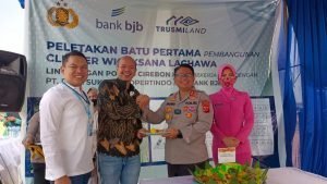 Kapolres Letakkan Batu Pertama Cluster Wicaksana Laghawa Untuk Kesejahteraan  Anggota Polri