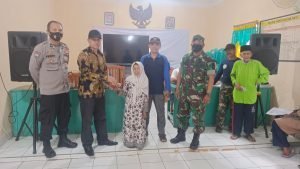 Sinergitas Polri – TNI Jamin Ketertiban dan  Keamanan Penyaluran BLT di Kabupaten Sukabumi
