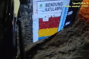 Malam Ini Bendung Katulampa Bogor Siaga 2