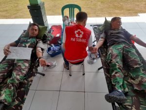 Peduli Masyarakat Sekitar, Yonif 312/KH Gelar Pelayanan  Kesehatan Umum dan KIA