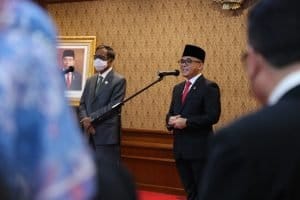 Menteri Azwar Siap Gebrak Benahi Layanan Publik Hingga ke Akar