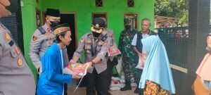TNI Polri Dan PMII Bersinergi Dalam Syiar Kebaikan, Salurkan 500 Karung Beras Kepada Masyarakat