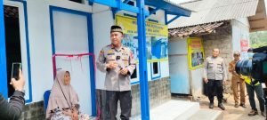 Polres Cimahi Resmikan Satu Unit Rumah Layak Huni ke-17 Milik Warga Kp. Cimerang Desa Cipatat
