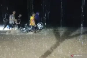 Jalur Utama Penghubung antarkabupaten di Cianjur Terputus Sementara