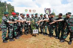Kostrad Juara : Penanaman Pohon Serentak Kostrad, Kodam III/Slw dan Kopasus Bersama Polda Jabar Tahun 2022