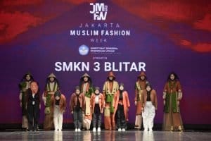 Festival Mahakarya Vokasi Adibusana Bangkitkan Industri Fesyen Tanah Air