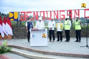 Presiden Jokowi Resmikan Bendungan Kering Pertama di Indonesia untuk Pengendalian Banjir Jakarta