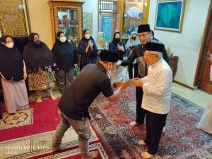 Wapres Takziah Mantan Sekjen MUI Ichwan Sam