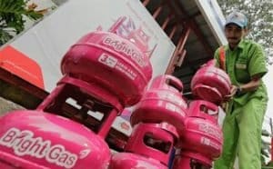 Mulai 2023, Beli LPG 3 Kg Wajib Bawa dan Pakai KTP