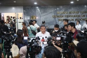 Gubernur Papua Ditahan, Kemendagri Pastikan Penyelenggaraan Pemerintahan Tetap Berjalan