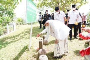 Wapres Berziarah ke Mahligai, Makam Islam Tua di Barus