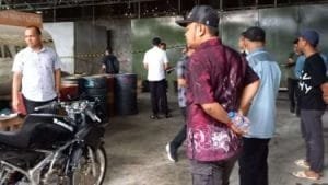 Gudang Penimbunan BBM Milik AKBP Achiruddin Digeledah