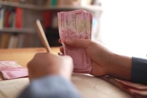 Uang Rp 400 Juta yang Dibayarkan Ratusan Siswa SMA di Bandung untuk Study Tour Dibawa Kabur