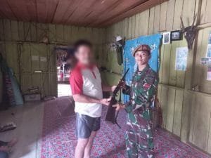 Sosialisasi UU Darurat No 12 Tahun 1951, Satgas Yonarmed 5/PG kembali terima penyerahan Senpi