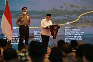 Kepada KDEKS Provinsi Kepri, Wapres Sampaikan Tiga Langkah Strategis Percepat Pertumbuhan Ekonomi dan Keuangan Syariah