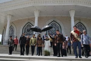 Wapres Amin Kunjungi Islamic Civilization Center dan Hazrati Imam Complex