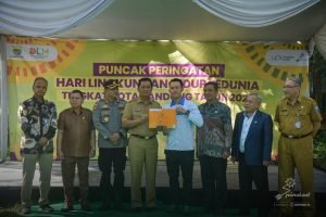 Dihadiri Plh Wali Kota Bandung, PT Pindad Tampilkan Stungta dan MotoEV Pada Peringatan Hari Lingkungan Hidup Sedunia