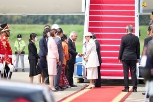 Menteri Basuki Lepas Kepulangan Kaisar Naruhito