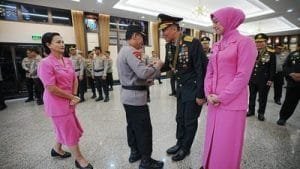 Kapolri Beri Bintang Bhayangkara Pratama ke 22 Jenderal