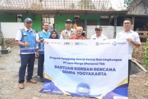 Jasa Marga Salurkan Bantuan Material Bangunan Untuk Korban Bencana Gempa Bumi Yogyakarta