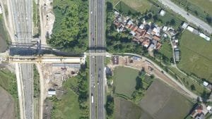 Pekerjaan Pengangkatan dan Pemasangan Girder Proyek Overpass Cibiru di Ruas Tol Padaleunyi, Atas Diskresi Kepolisian Dilakukan Pengaturan Lalu Lintas