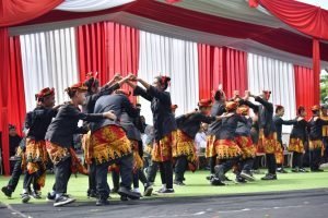 Semarak Hari Anak Nasional, Kemendikbudristek Gelar Festival Permainan Tradisional di Ujung Timur Pulau Jawa