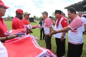 Kemendagri Apresiasi Provinsi Papua Barat Daya Cepat Tanggap untuk Gerakan Pembagian 10 Juta Bendera