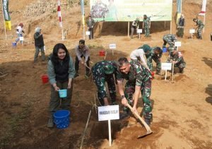 Atasi Deforestasi dan Degradasi Hutan, Pangdam III/Siliwangi Galakkan Tanam Bambu