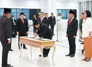 Lantik 99 Pejabat Administrator, Menteri ATR/Kepala BPN: Bersikaplah Rendah Hati dan Selalu Merakyat