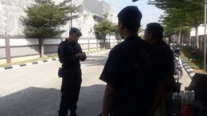 Cegah Aksi Kriminalitas Geng Motor Brimob Polda Jabar Gelar Patroli Harkamtibmas