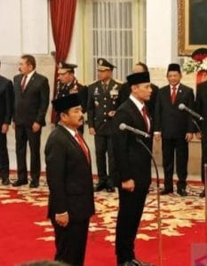 Presiden Jokowi Lantik Hadi Tjahjanto Jadi Menko Polhukam dan AHY Jadi Menteri ATR