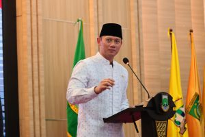 Menteri ATR/Kepala BPN Serahkan 53 Sertipikat Tanah Wakaf di Provinsi Banten
