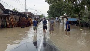 Banjir di Cirebon Meluas, 9 Kecamatan Terendam