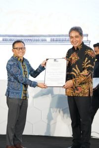 UNESCO Memberikan Sertifikat Inskripsi Warisan Budaya Dunia kepada Indonesia