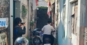 Terjadi di Padalarang,Konflik Warga Berujung Pembentengan Jalan Gang