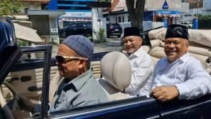 Naik Mobil Klasik VW Kodok, Ahmad Syaikhu-Ilham Habibie Daftar ke KPU Jawa Barat