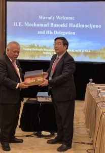 Kementerian PUPR Jajaki Kerja Sama Pemecah Gelombang dan Tanggul Laut dengan NHRI