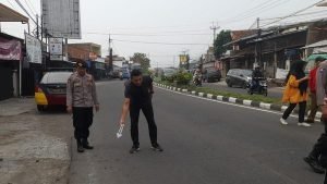 Geger Bayi Dibuang di Pinggir Jalan Raya Garut