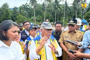 Selesai Dibangun, Menteri Basuki Tinjau Pasar Rakyat Jailolo di Halmahera Barat