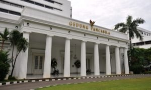 Menlu RI dalam Indonesia International Sustainability Forum (IISF) 2024 Dorong Investasi Hijau