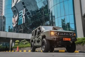 Menteri & Wamen BUMN Tinjau Maung MV3 Pindad di Kementerian BUMN, Dorong Varian Elektrik