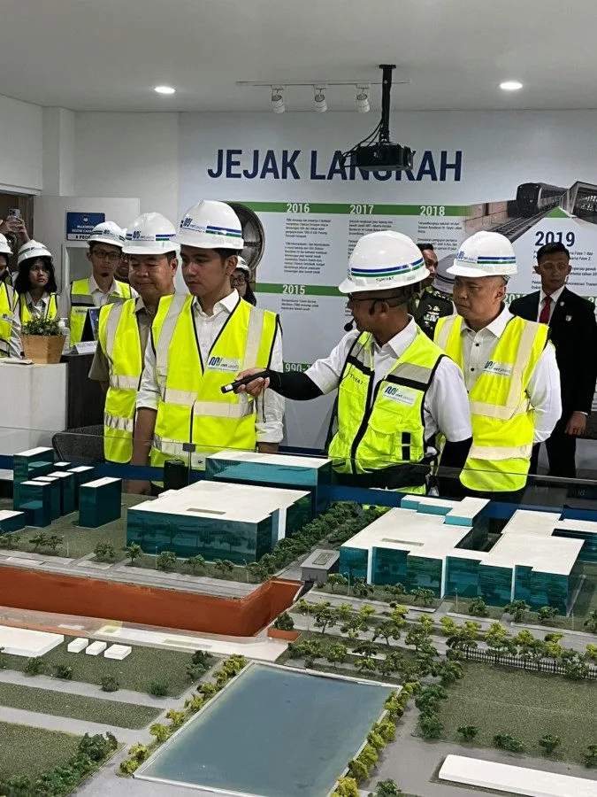 Setelah Pelantikan Wakil Menteri, Wapres Gibran Rakabuming Blusukan ke Proyek MRT Fase 2