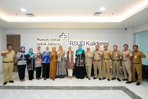 Sambut Hari Ibu Nasional 2024, Ketum TP PKK Tinjau Kesiapan RSUD Kalideres Gelar Operasi Katarak Gratis