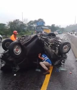 Kecelakaan Beruntun di Ruas Tol Cipularang, Evakuasi Masih Terus Berlangsung