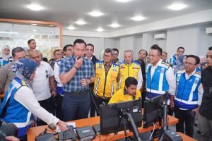 Pastikan Libur Nataru Lancar, Menko AHY Tinjau Teknologi dan Infrastruktur Jasa Marga