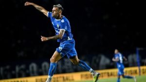 Persib Tumbangkan Persis 1-0, Kukuhkan Posisi di Puncak Klasemen Liga 1