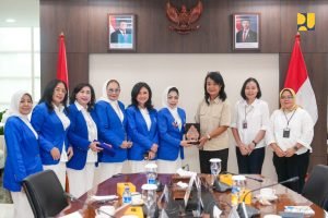 Terima Kunjungan IWAPI, Wamen Diana Dorong Peran Perempuan di Bidang Konstruksi